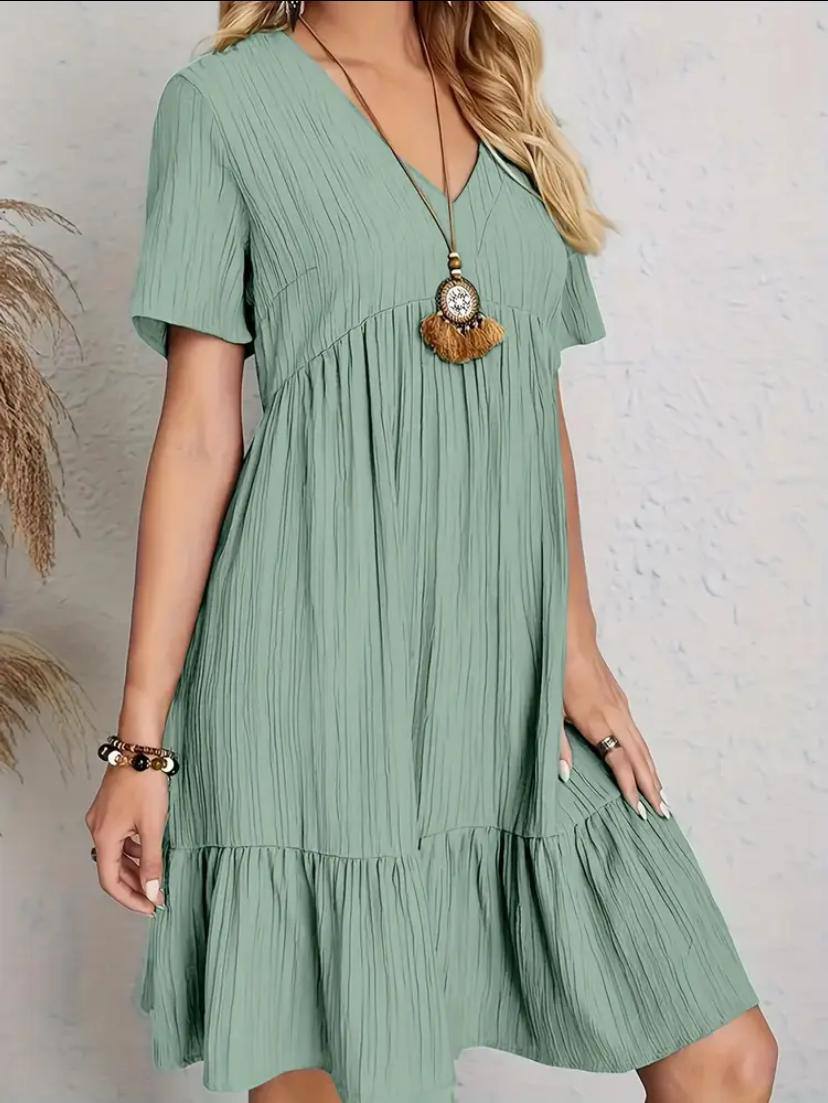 Short Sleeve Knee Length Relaxed Fit V Neck Dress Green