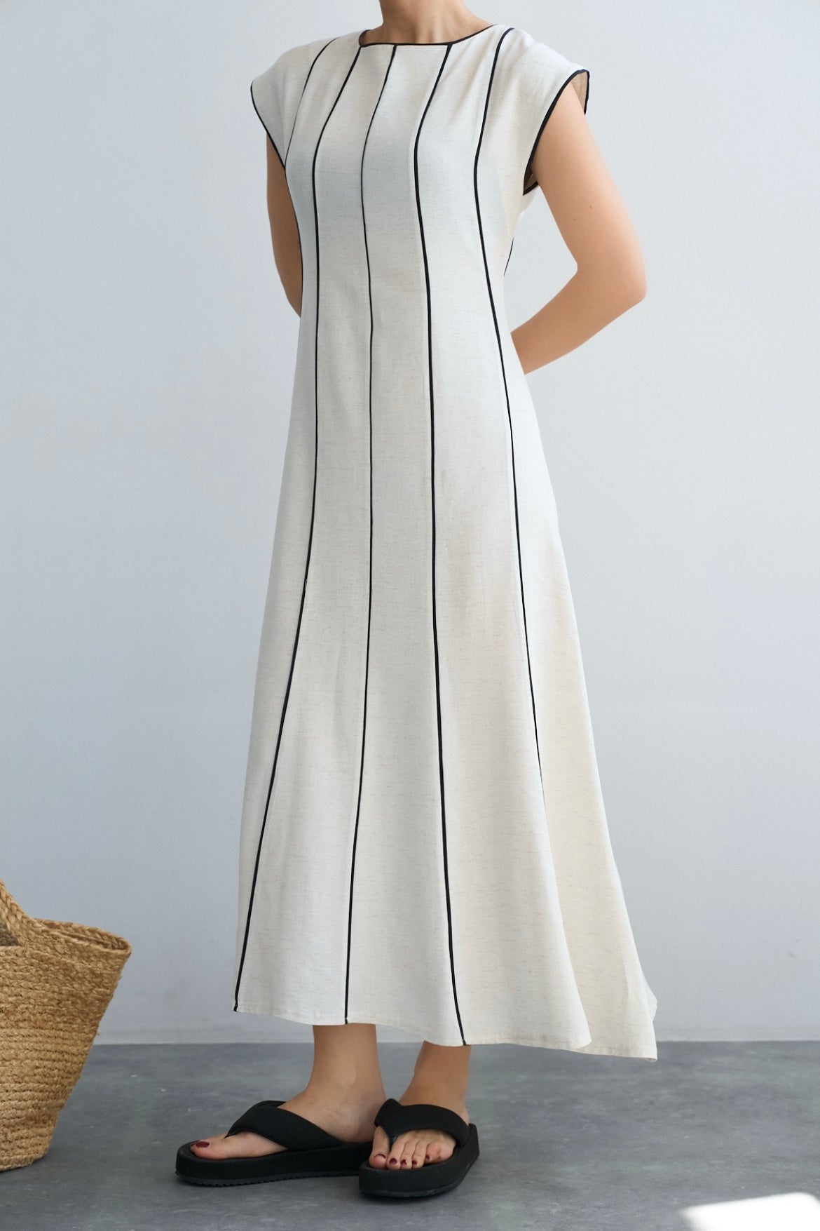 Short Sleeve Striped Dress White, Black