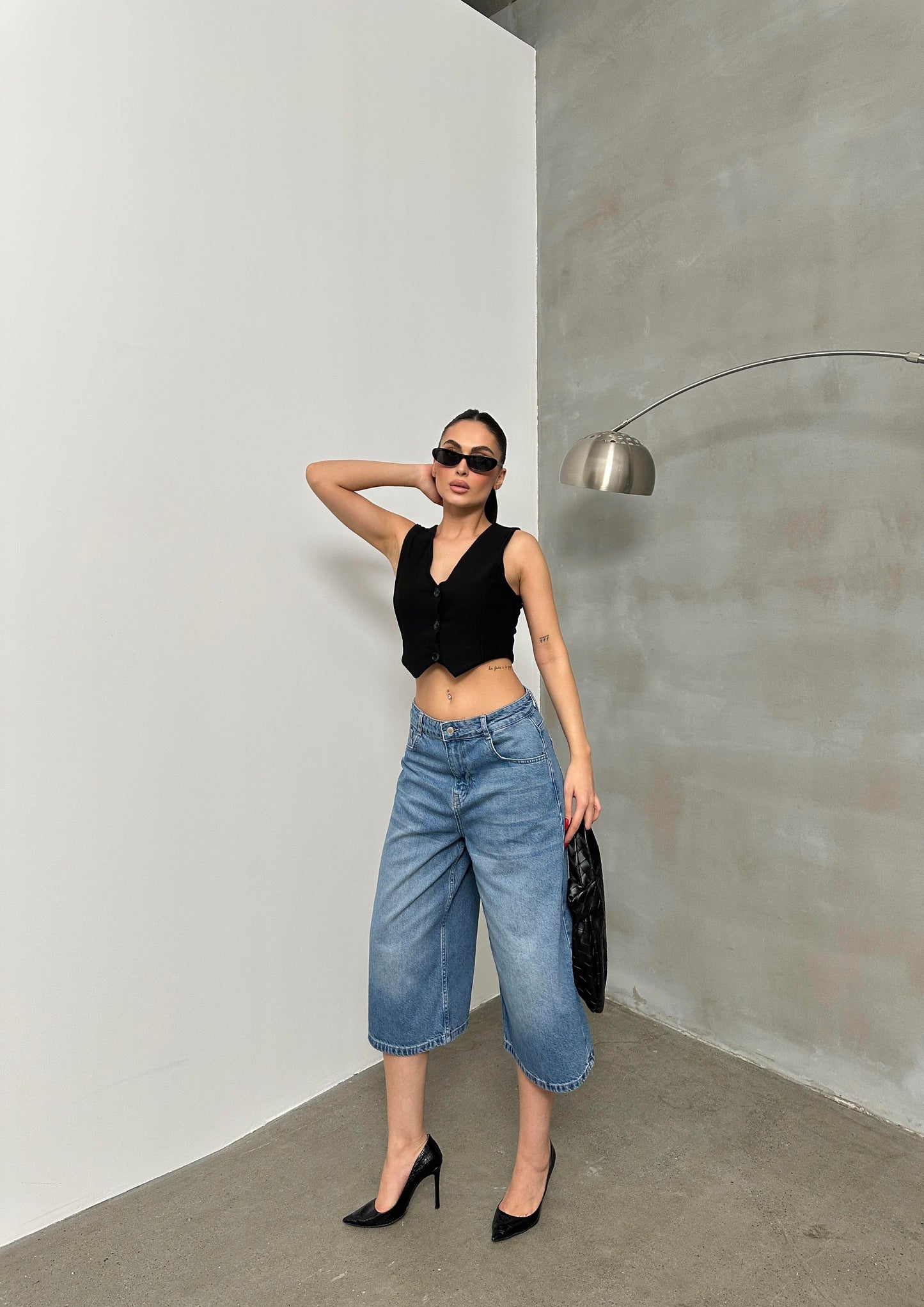 Baggy Pattern Bermuda Jeans Blue