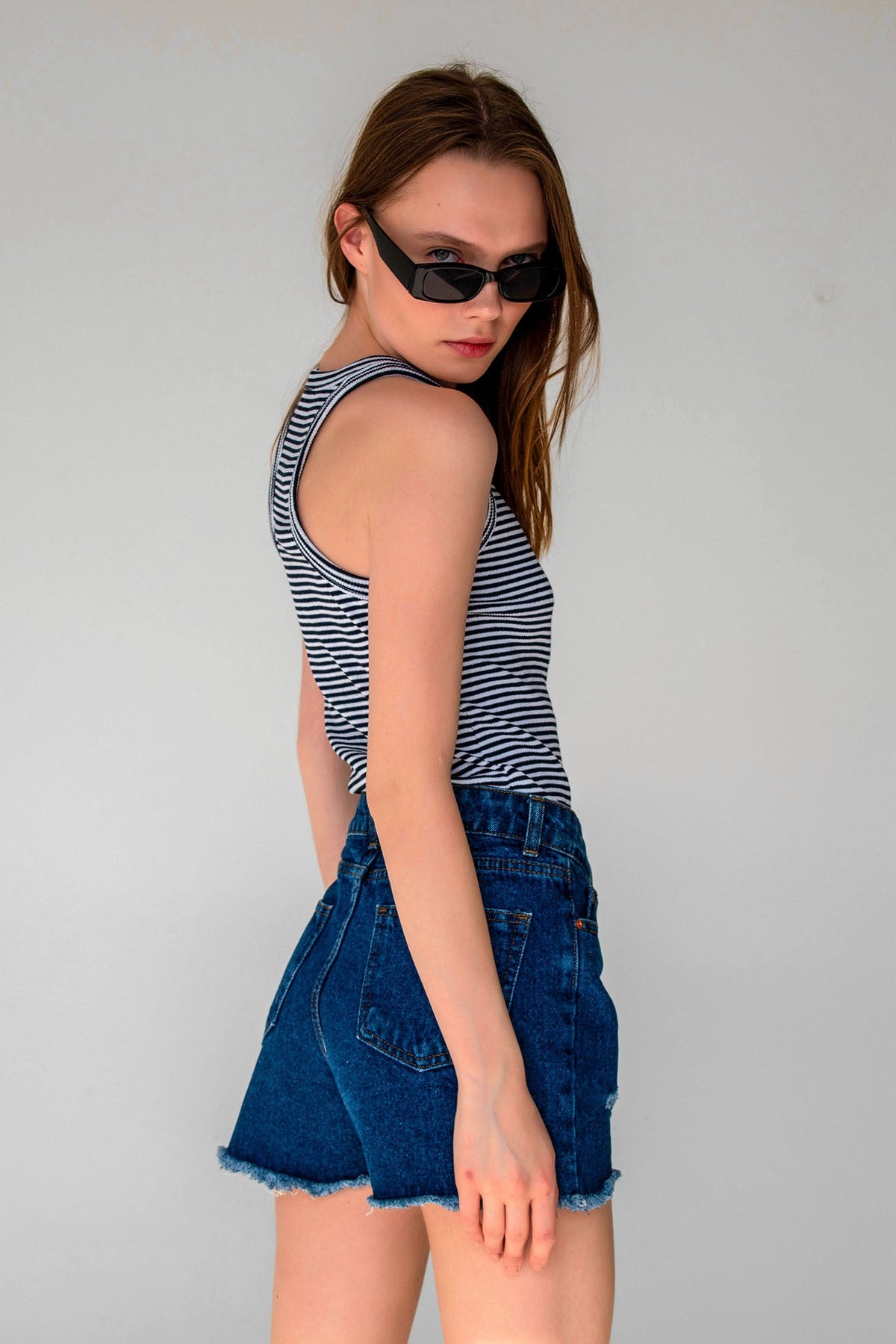 Striped Ribbed Halter Neck Tank Tops Black, White